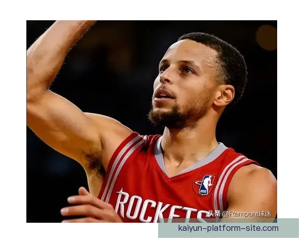 库里手臂被球迷拉拽科尔直言勇士争六七名已无可能